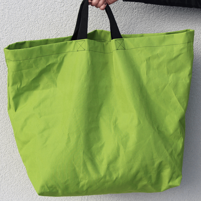 Grosseinkäufe farblich sortiert - grüne Tasche Schnittmuster