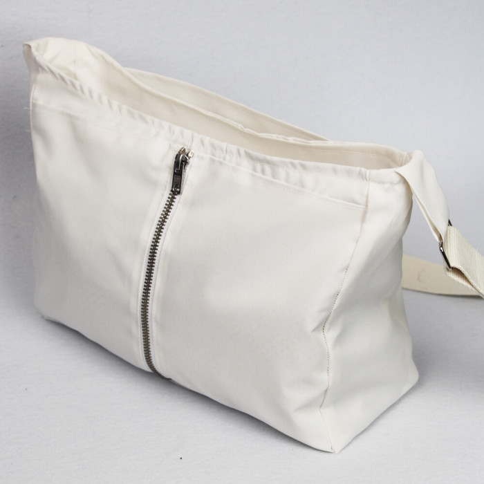 Handtasche Rio Schnittmuster - sportliche Variante aus Outdoorstoff schräg vorne