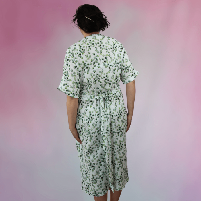 Sommerkleid Miranda Schnittmuster - Kleid aus Musselin von hinten hinten gebunden