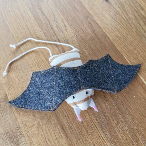 Feldermaus nähen aus Stoffresten Halloweendeko Feldermaus Betty - 4