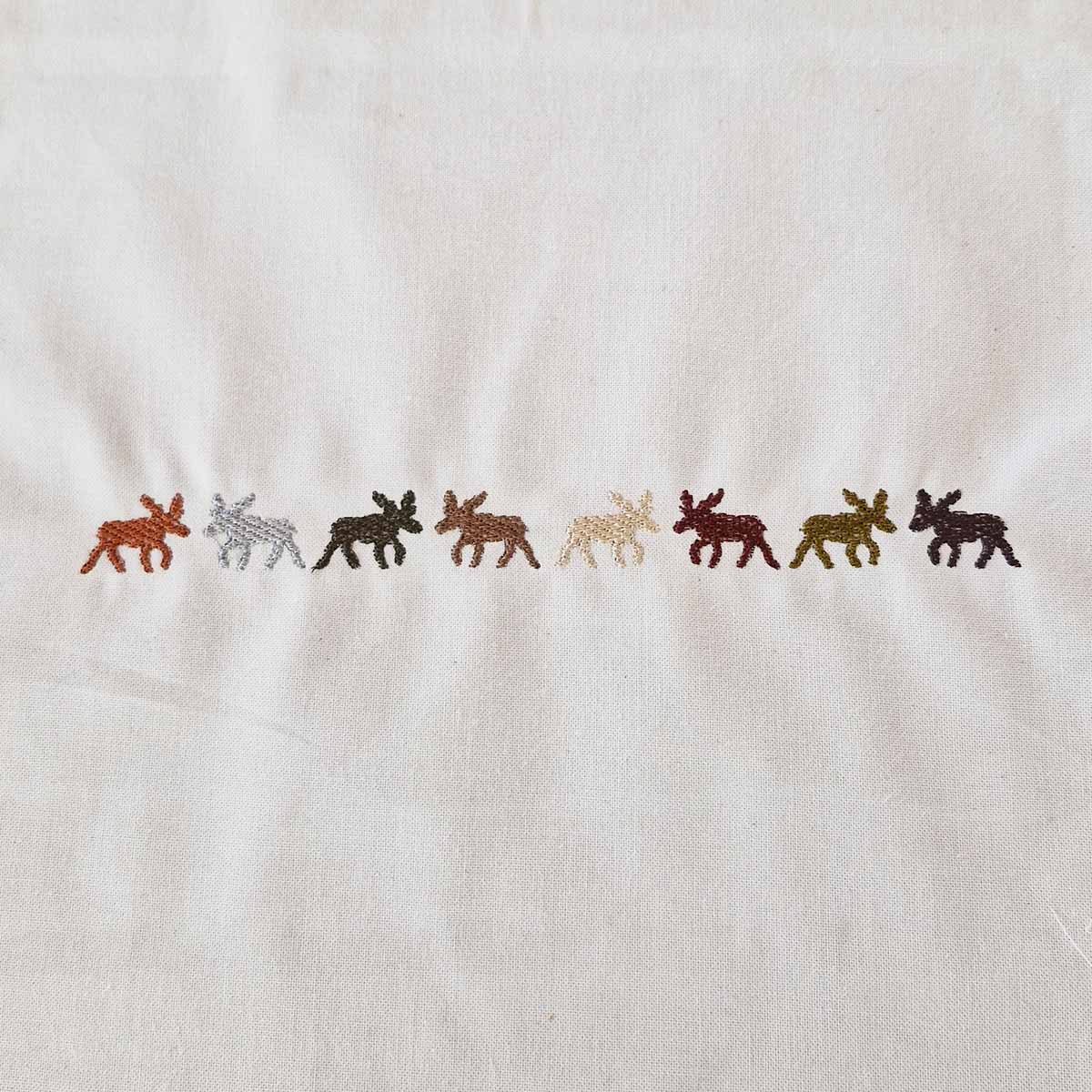 Stickdatei Mini-Elche gestickt