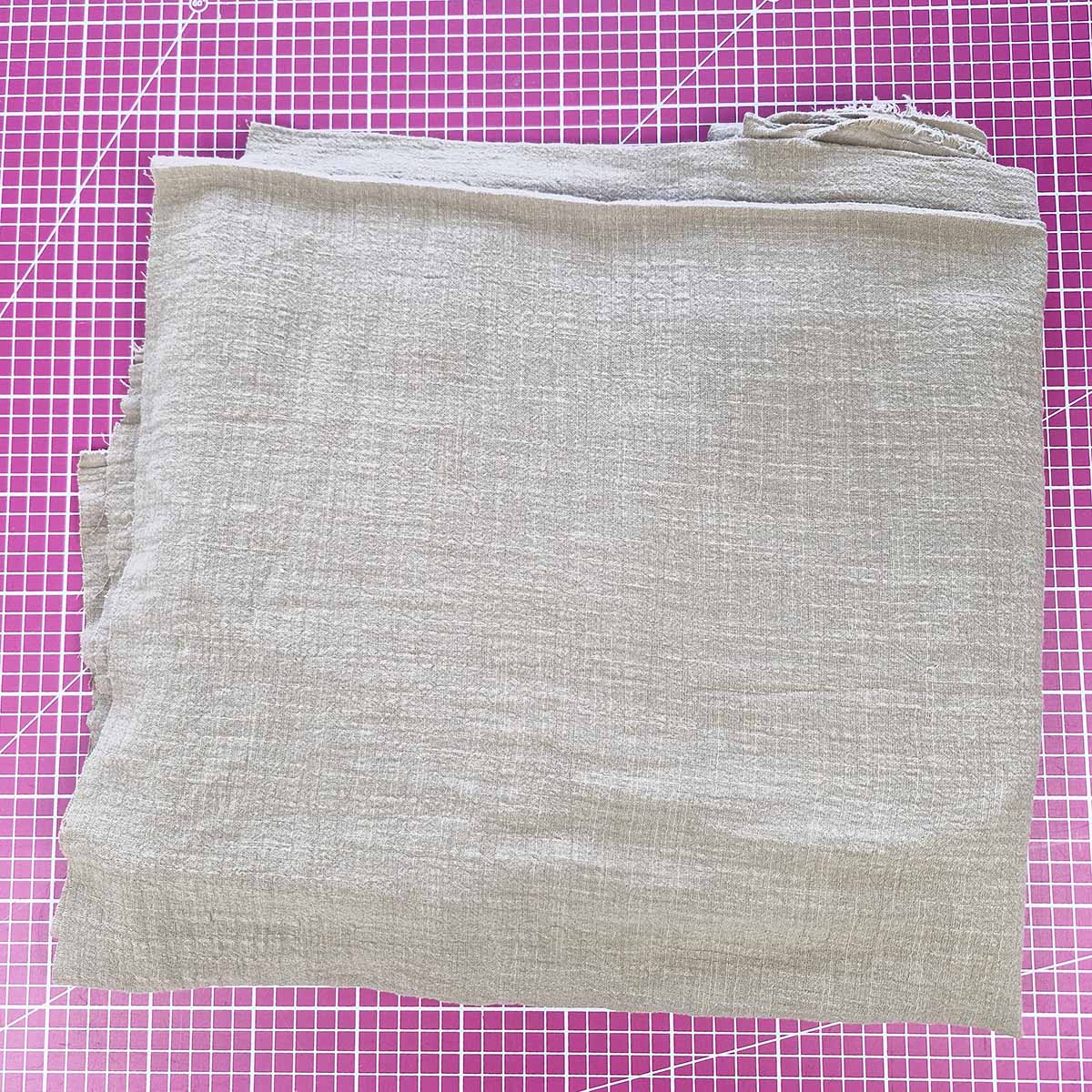 Material für Leinenkleid Maya vorbereiten