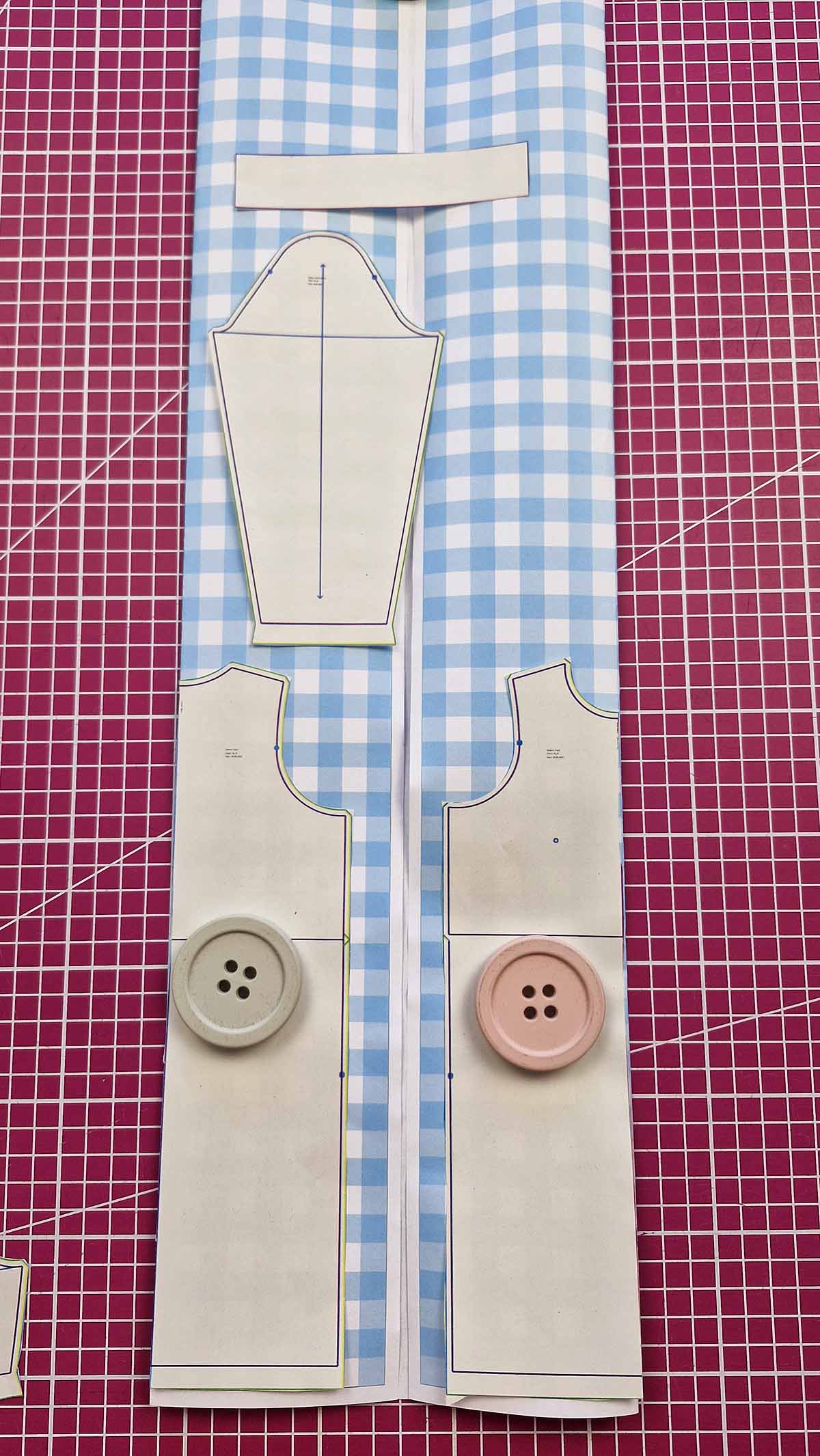 Wie viel Stoff braucht man für ein Kleid mit langen Ärmeln und Bündchen
